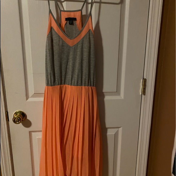 Summer dress - Picture 1 of 2